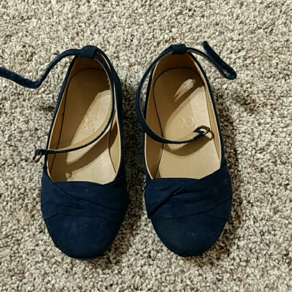 Crazy 8 navy blue flat shoes girl size 8
